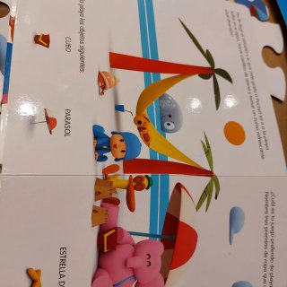 Puzzle gigante POCOYÓ + libro
