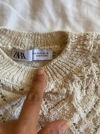 Top Zara punto calado beige Talla M En buen estado