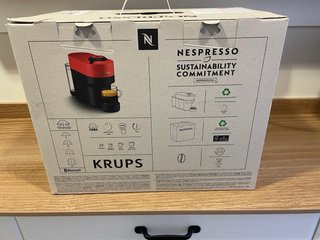Cafetera Nespresso Vertuo Roja