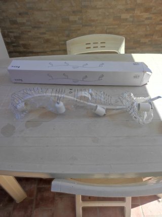 Lampadario bianco faretti orientabili
