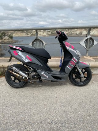 Yamaha Jog RR Negra/Gris