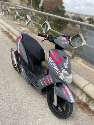 Yamaha Jog RR Negra/Gris