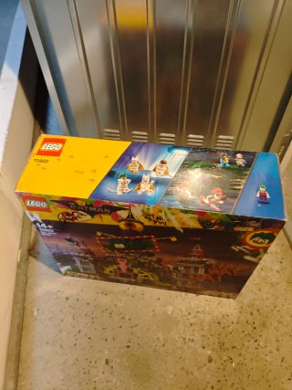 LEGO 70922 The Joker Manor