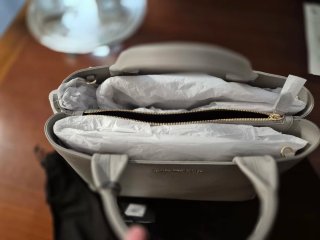 Bolso Emporio Armani  NO HAGO MAS DESCUENTO