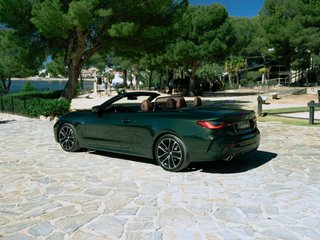 BMW 4 Cabrio Green Metallic | Brown leather