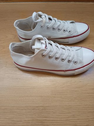 Zapatillas Converse.T- 37