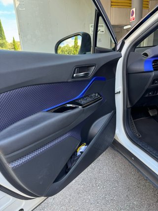 Toyota C-HR 2017