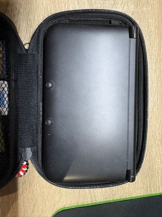 Nintendo 3DS XL Negra + 4 Juegos Mario