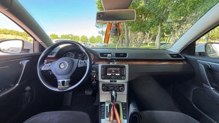 Volkswagen Passat 2011