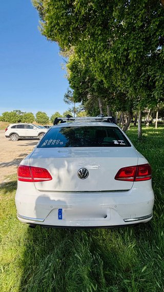 Volkswagen Passat 2011