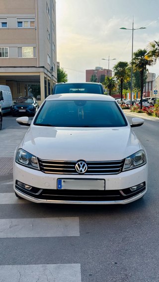 Volkswagen Passat 2011