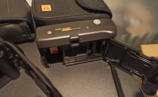 Lote 2 Fotocamere Compatte Kodak e Samsung