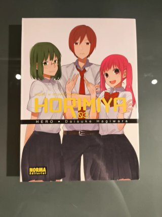 Horimiya Vol. 1, 2 y 3 con caja de regalo del 1