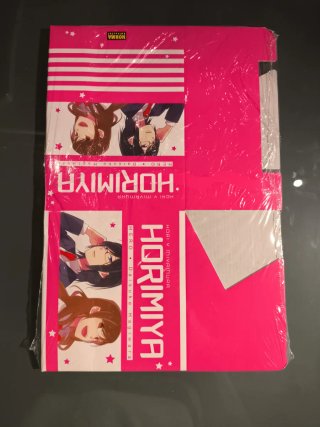 Horimiya Vol. 1, 2 y 3 con caja de regalo del 1
