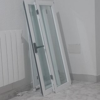 Ventanas de habitación blancas