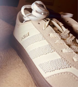 Tênis Adidas Bege/Branco
