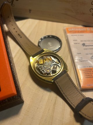 Reloj Girard-Perregaux Quartz para reparar