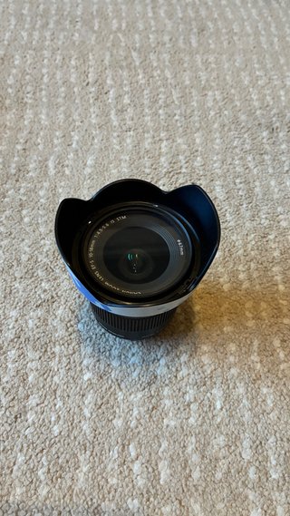 Lente Canon EFS 10-18mm f/4.5-5.6 IS STM