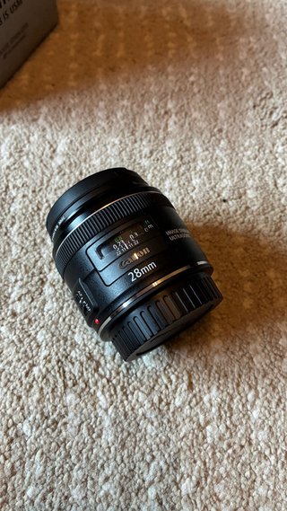 Objetiva Canon EF 28mm f/1.8 USM