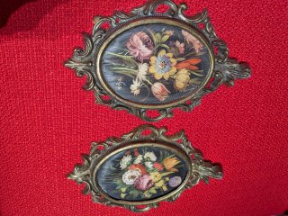 Coppia di quadri dorati in seta 20x13 cm