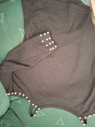Jersey GOWOM negro con perlas Talla S