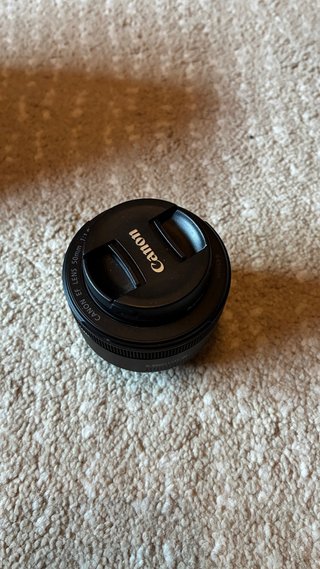 Objetiva Canon EF 50mm f/1.8 STM
