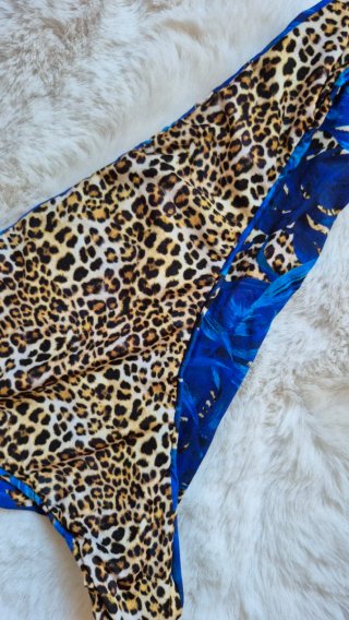Bikini estampado azul y leopardo