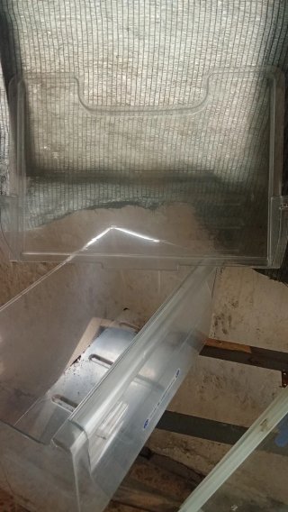 Cajón nevera y 2 estantes Cristal Whirlpool