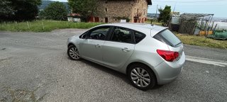 Opel Astra J ENJOY 1.700 CDTI 2010
