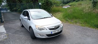 Opel Astra J ENJOY 1.700 CDTI 2010