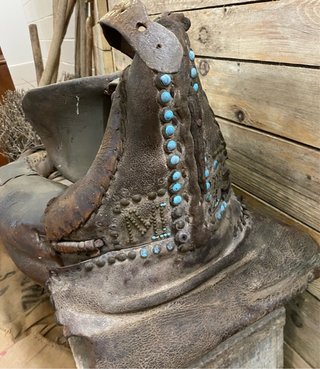 Collerón antiguo caballo siglo XIX