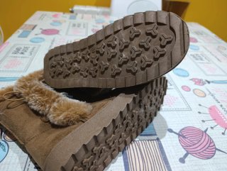Botas de mujer marrones con botones