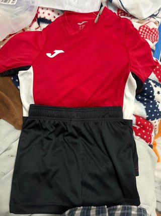Conjunto deportivo Joma camiseta y pantalón