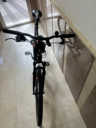 Bicicleta Btwin Gris y Roja