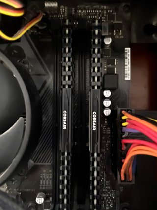 Pack Placa Base Asus, Ryzen 5, 16GB DDR4 y Fuente
