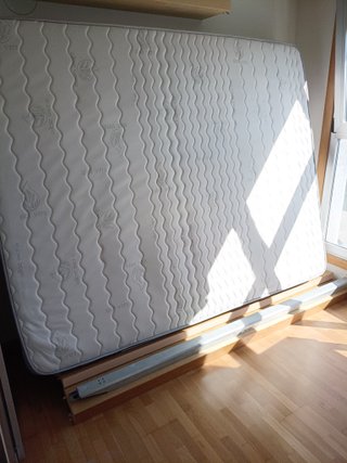 Cama Ikea 160x200 con colchón
