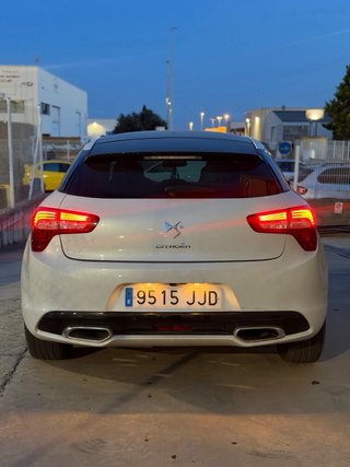 Citroen DS5 2016 2.0 HDI AUT NAVI BLUETOOTH