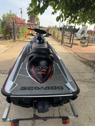 Moto de agua Sea-Doo RXT255 rs