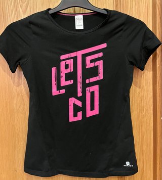 Camiseta negra