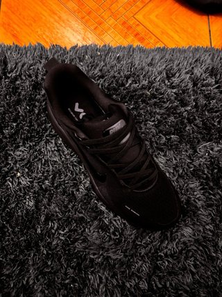 Nike Vomero 18 Negro