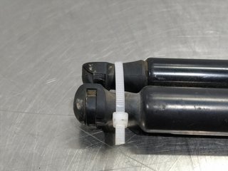 AMORTIGUADORES MALETERO / PORTON RENAULT LAGUNA I