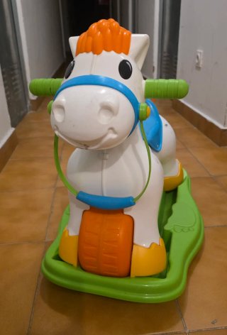 Correpasillos Caballito