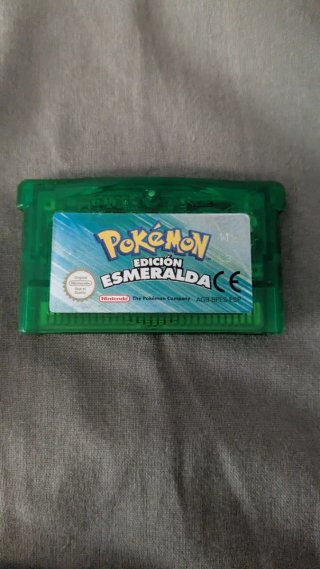 Negociable. Game Boy Advance + Juegos Pokémon