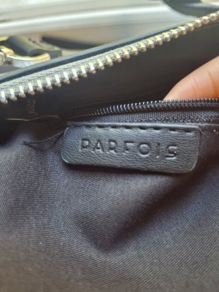 Bolso Parfois plateado y negro