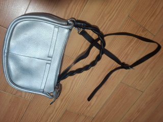 Bolso Parfois plateado y negro