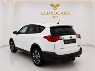 Toyota RAV4 2015