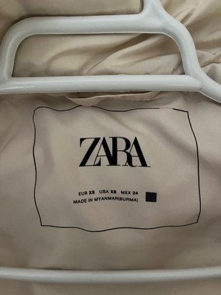 Anorak Zara Plumas Beige