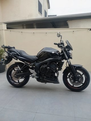 Yamaha FZ6 S2 Negra.