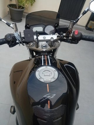 Yamaha FZ6 S2 Negra.