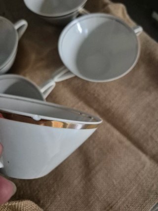 6 Tazas de consomé MAH Vigo con plato